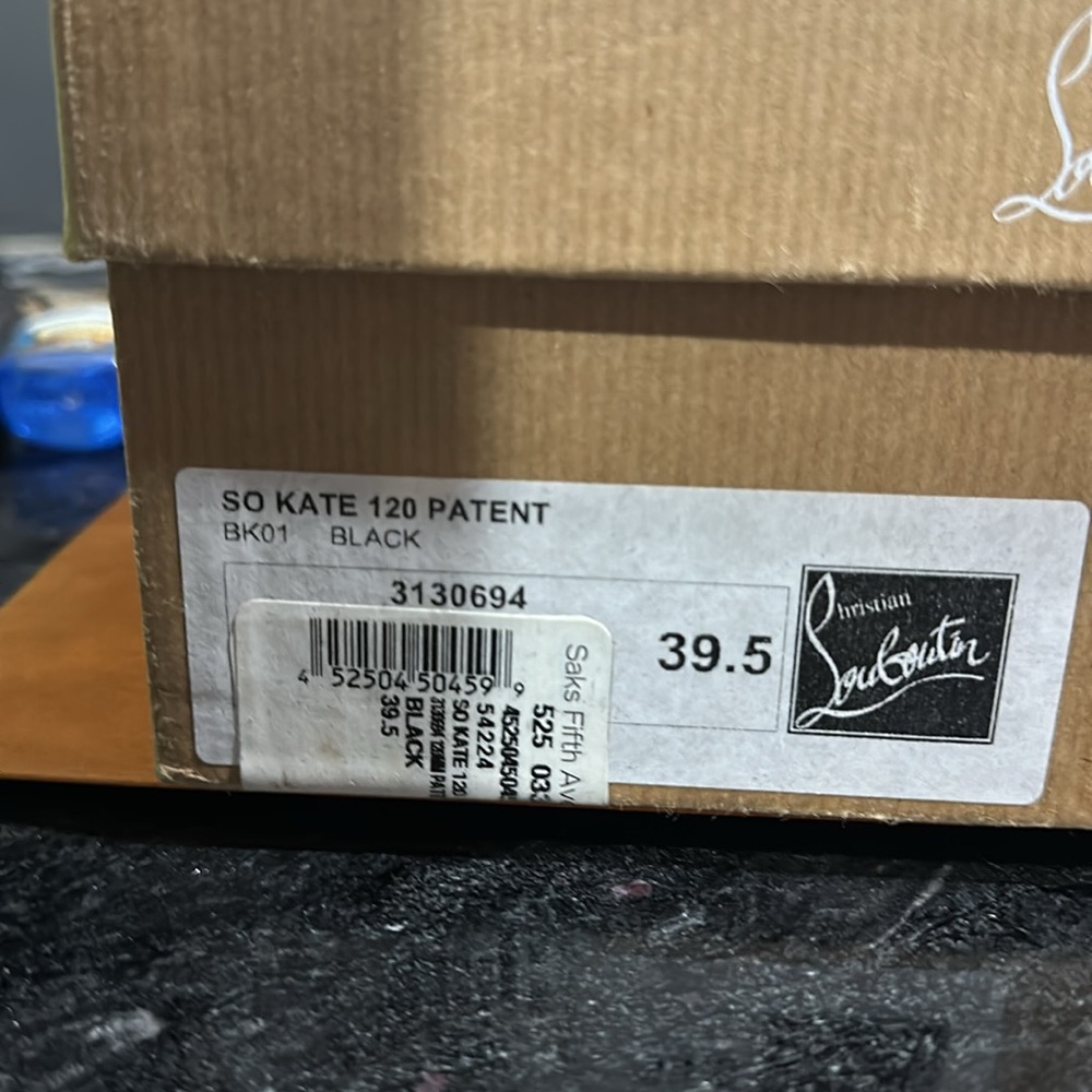 Christian Louboutins, SO KATE, SZ 39.5 EUC - Picture 6 of 7